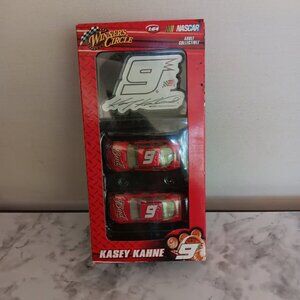 Circle Kasey Kahne 2 Car Set with #9 Plaque